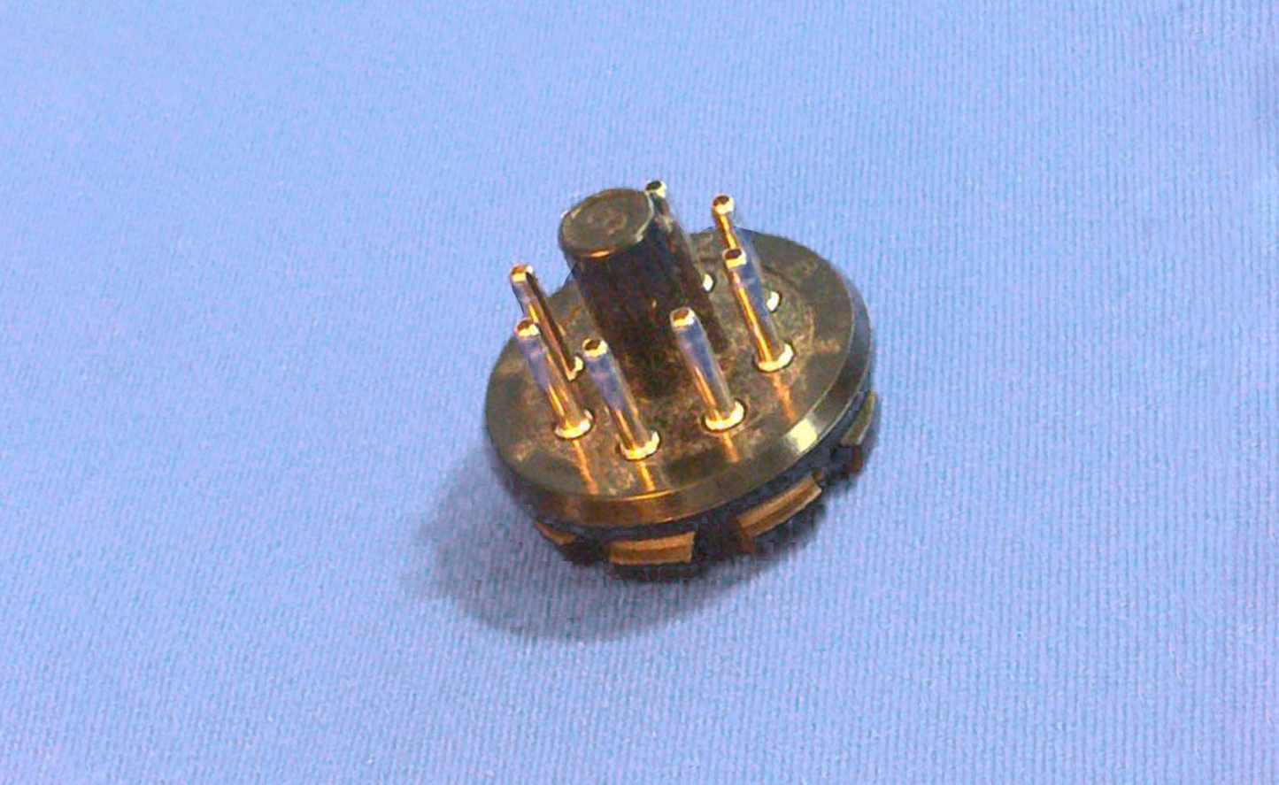 CONNECTOR, OCTAL, MALE