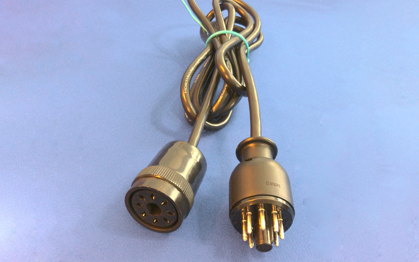 OM-8-OFV 8 FOOT CABLE