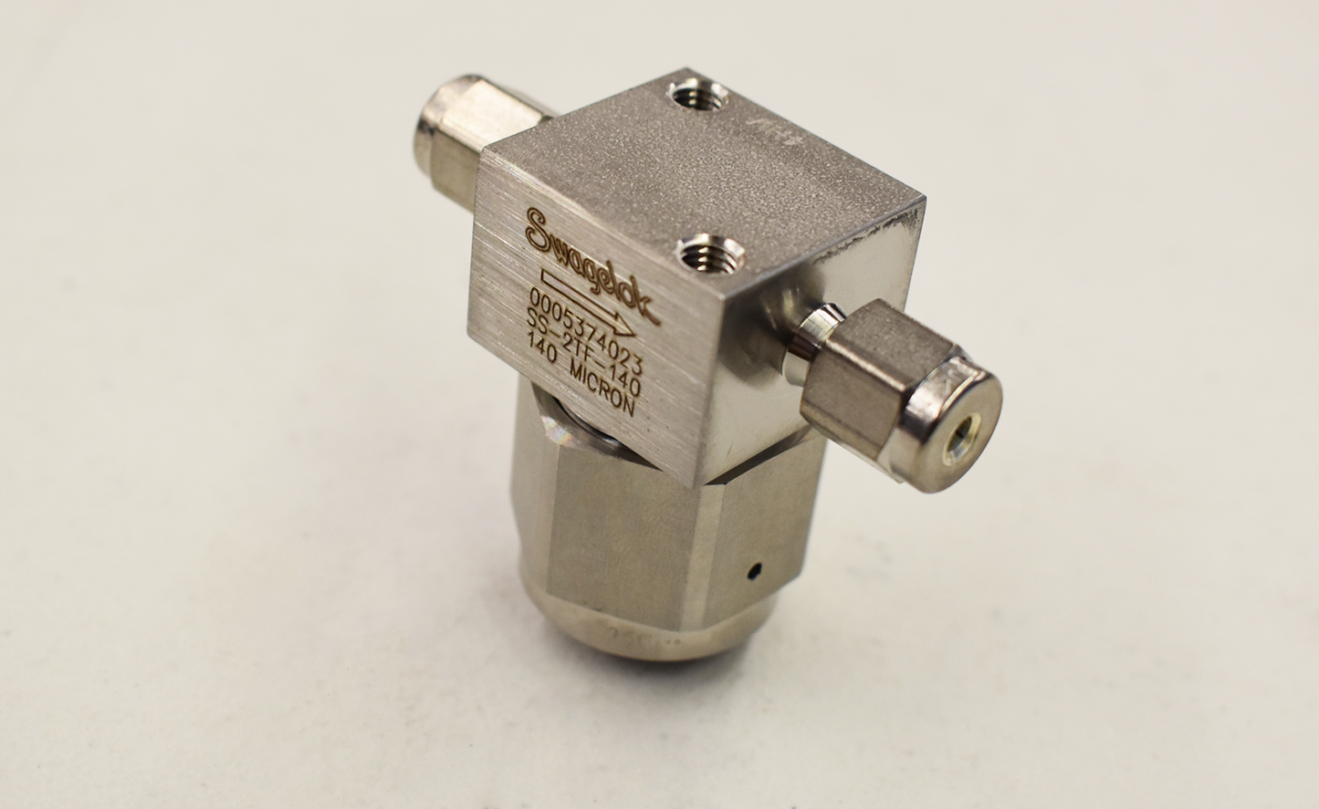 FLTR TEE TYPE REMOV 1/8 TUBE