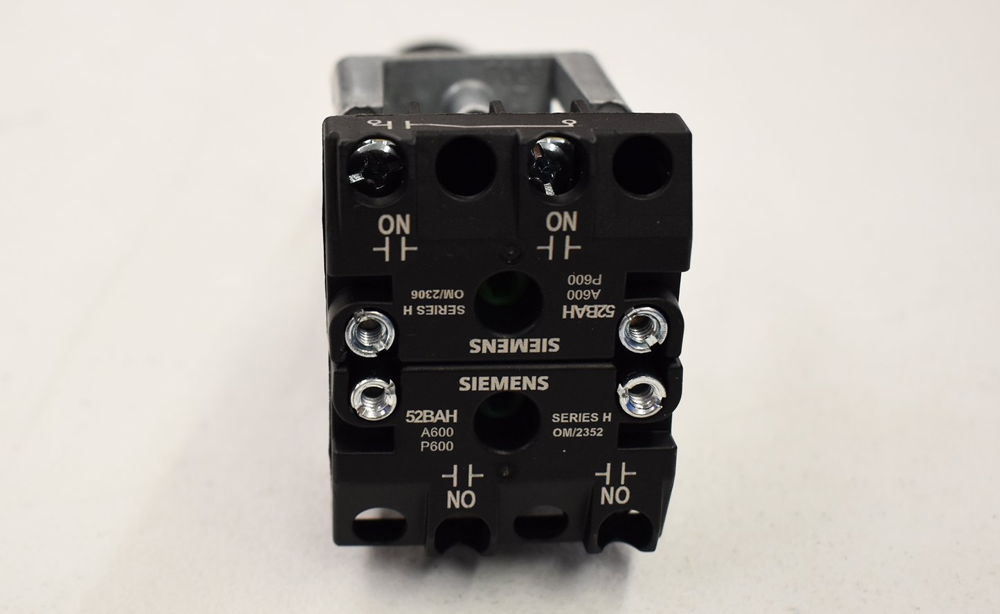 SWITCH 3 POS SPRING RETURN (FM)